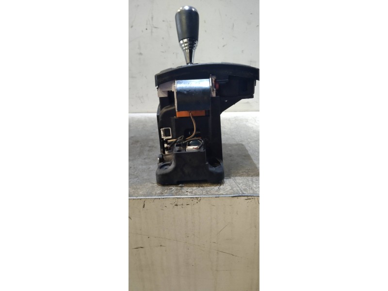 Recambio de palanca cambio para jeep gr. cherokee (wh) 3.0 crd limited referencia OEM IAM P52124682AD  