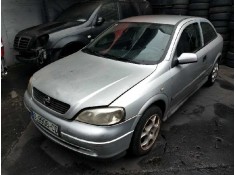 opel astra g berlina del año 1999