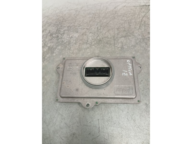 Recambio de centralita faros xenon para volkswagen golf vii lim. gte referencia OEM IAM 5F0941472A L90032783 IZQUIERDA