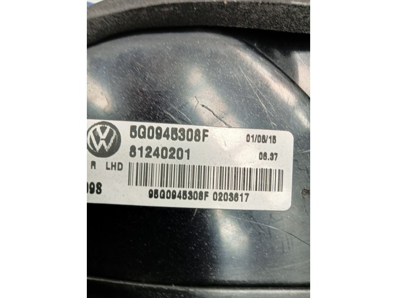 Recambio de piloto trasero derecho interior para volkswagen golf vii lim. gte referencia OEM IAM 5G0945308F  