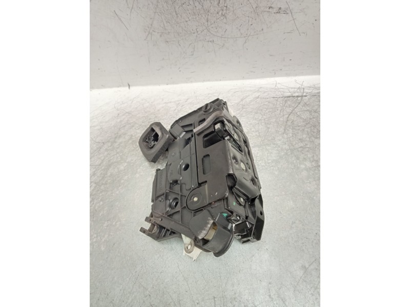 Recambio de motor cierre centralizado trasero derecho para volkswagen golf vii lim. gte referencia OEM IAM 5K4839016R  