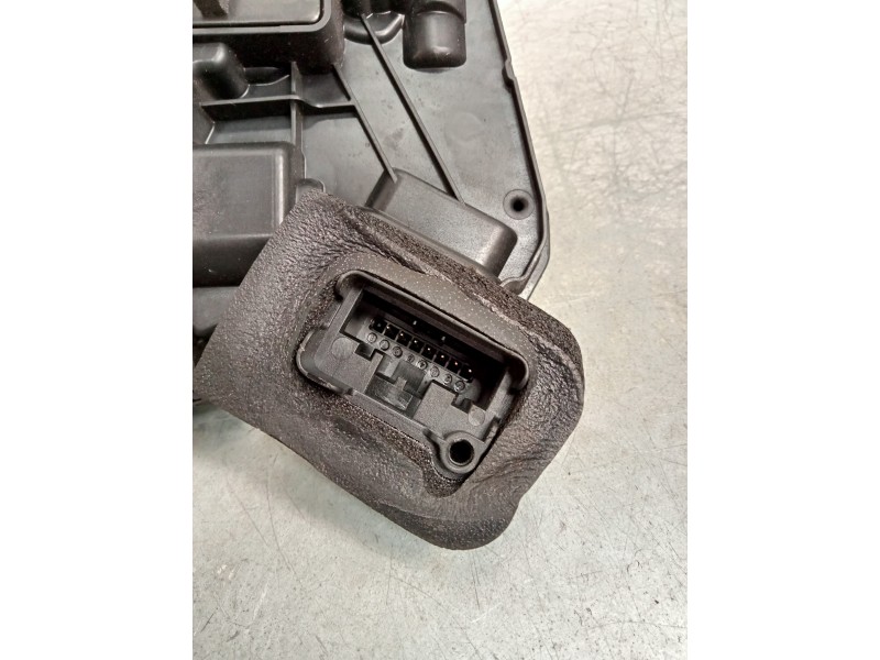 Recambio de motor cierre centralizado trasero izquierdo para volkswagen golf vii lim. gte referencia OEM IAM 5K4839015R  