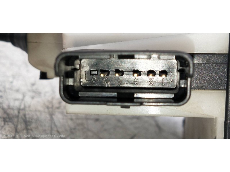 Recambio de motor cierre centralizado trasero derecho para citroen c4 lim. seduction referencia OEM IAM 9685352080  