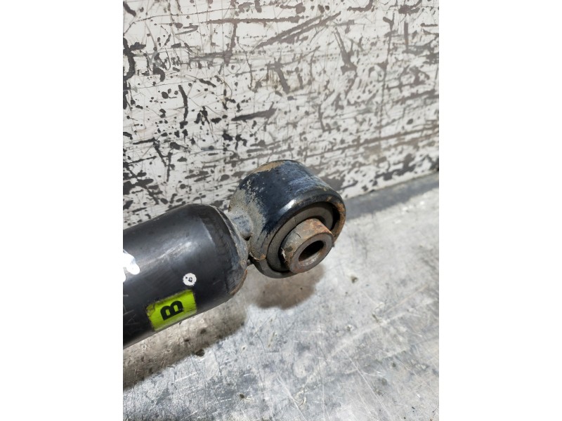 Recambio de amortiguador trasero derecho para nissan maxima qx (a32) 2,0 se (1997) referencia OEM IAM   