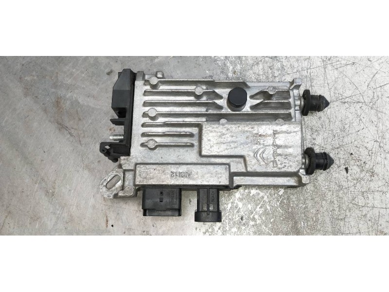 Recambio de centralita start / stop para citroen c4 lim. seduction referencia OEM IAM 9810858380 28447928 