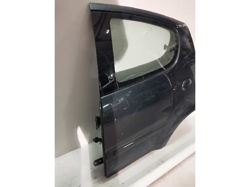 Recambio de puerta trasera izquierda para citroen c1 1.0 cat (384f) referencia OEM IAM   