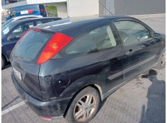 ford focus berlina (cak) del año 2001 2