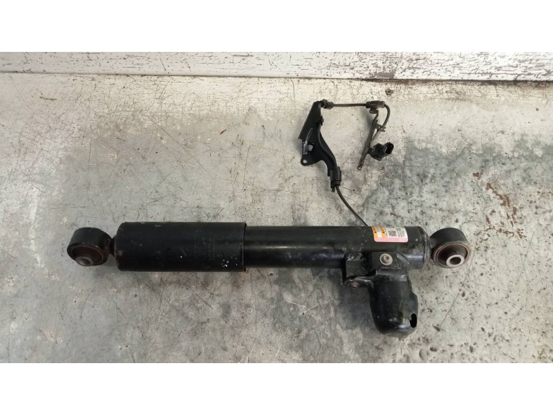 Recambio de amortiguador trasero derecho para lexus nx 300h 4wd referencia OEM IAM 4853178020  
