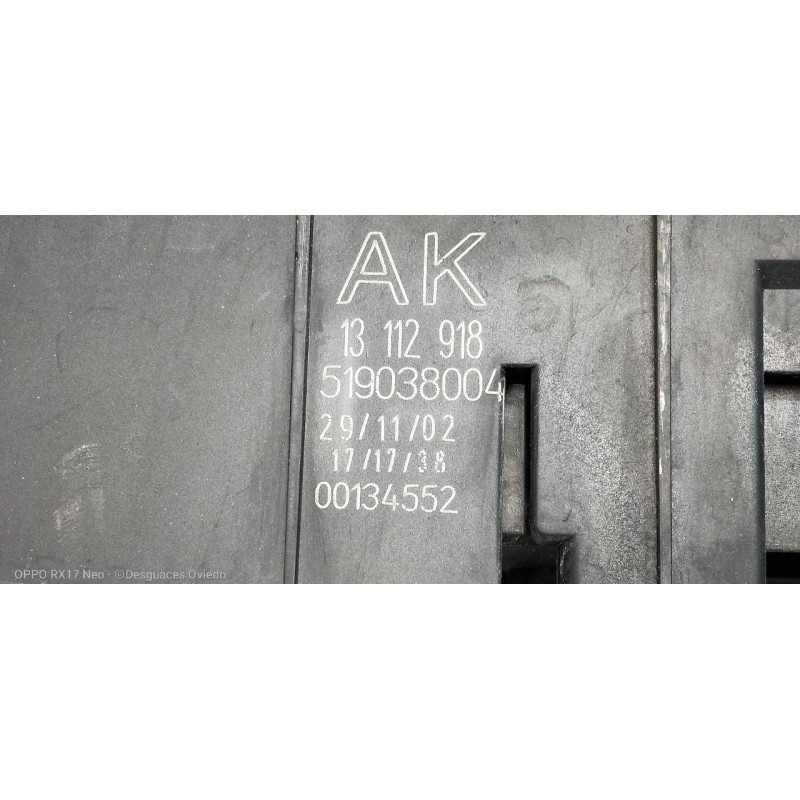 Recambio de caja reles / fusibles para opel vectra c berlina 2.2 16v dti cat (y 22 dtr / l50) referencia OEM IAM 13112918 519038