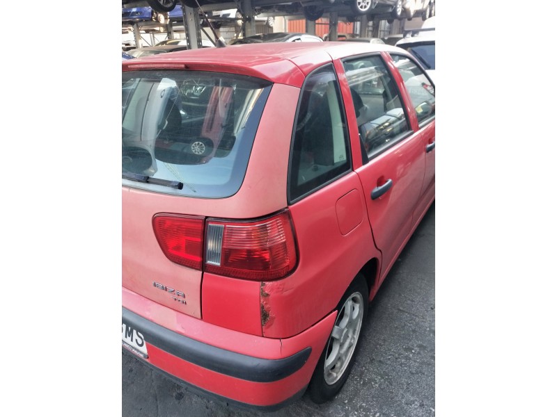 seat ibiza (6k1) del año 2001