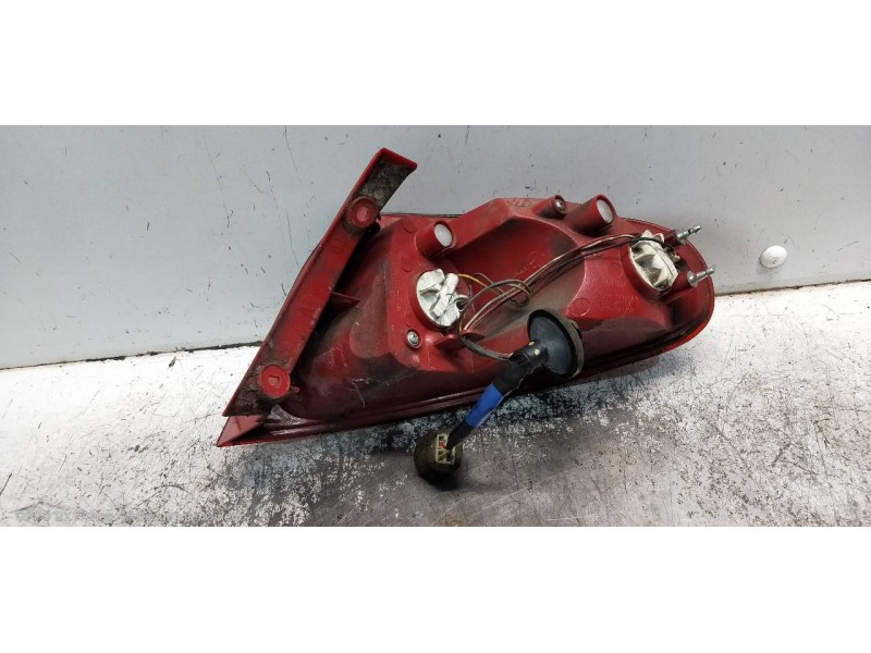 Recambio de piloto trasero izquierdo para chevrolet lacetti cdx referencia OEM IAM   