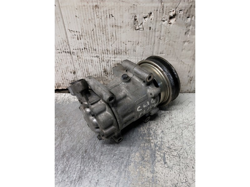 Recambio de compresor aire acondicionado para renault clio iii confort dynamique referencia OEM IAM SD6V121904 8200819568 