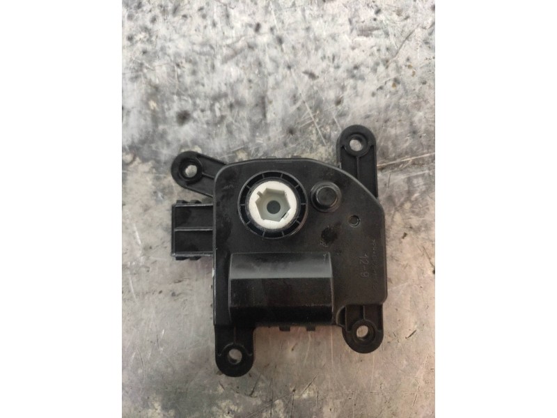 Recambio de motor apertura trampillas climatizador para kia rio basic referencia OEM IAM   