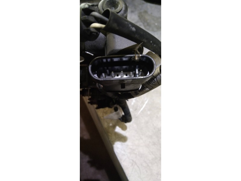 Recambio de rampa inyectora para renault clio iii referencia OEM IAM 8200367230  