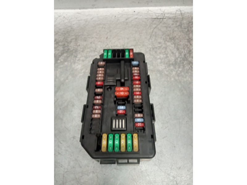 Recambio de caja reles / fusibles para bmw serie 4 coupe (f32) 435d xdrive referencia OEM IAM 6114V7933787902  