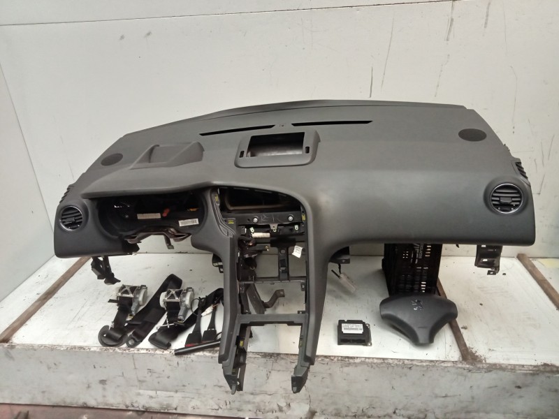 Recambio de kit airbag para peugeot 5008 confort referencia OEM IAM 0285010704 9666775480 
