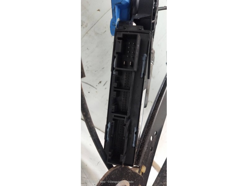 Recambio de elevalunas trasero derecho para volkswagen touareg (7la) tdi r5 referencia OEM IAM 7L0839462 7L0959794A 