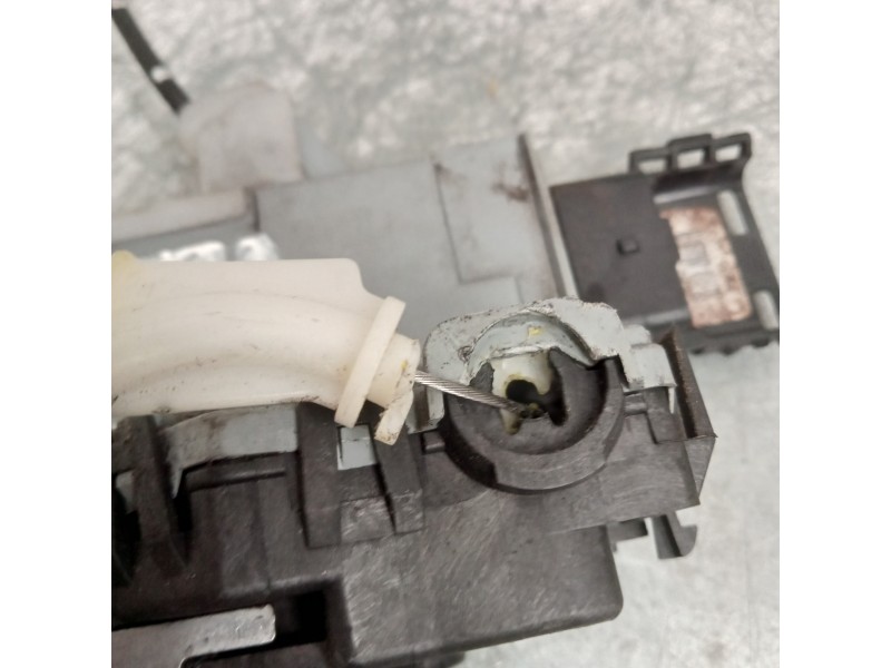 Recambio de motor cierre centralizado trasero derecho para peugeot 5008 confort referencia OEM IAM   