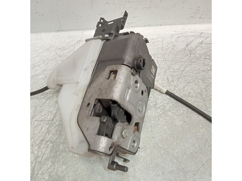 Recambio de motor cierre centralizado trasero izquierdo para peugeot 5008 confort referencia OEM IAM   