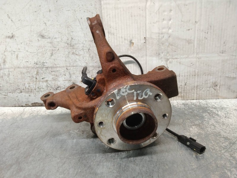 Recambio de mangueta delantera izquierda para dacia sandero comfort referencia OEM IAM   