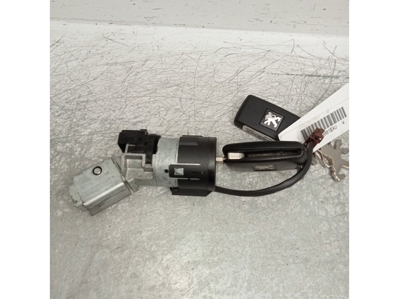 Recambio de conmutador de arranque para peugeot 5008 confort referencia OEM IAM   