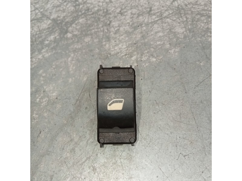 Recambio de mando elevalunas delantero derecho para peugeot 5008 confort referencia OEM IAM   