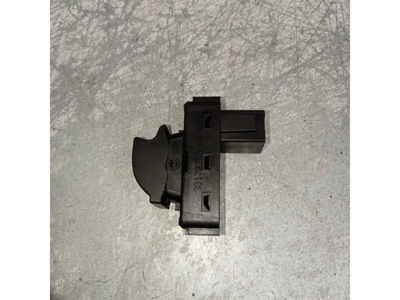 Recambio de mando elevalunas trasero izquierdo para peugeot 5008 confort referencia OEM IAM   