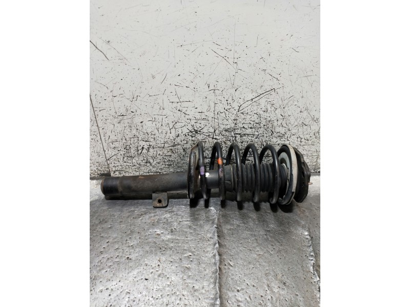 Recambio de amortiguador delantero derecho para citroen xsara berlina 1.6 lx referencia OEM IAM   