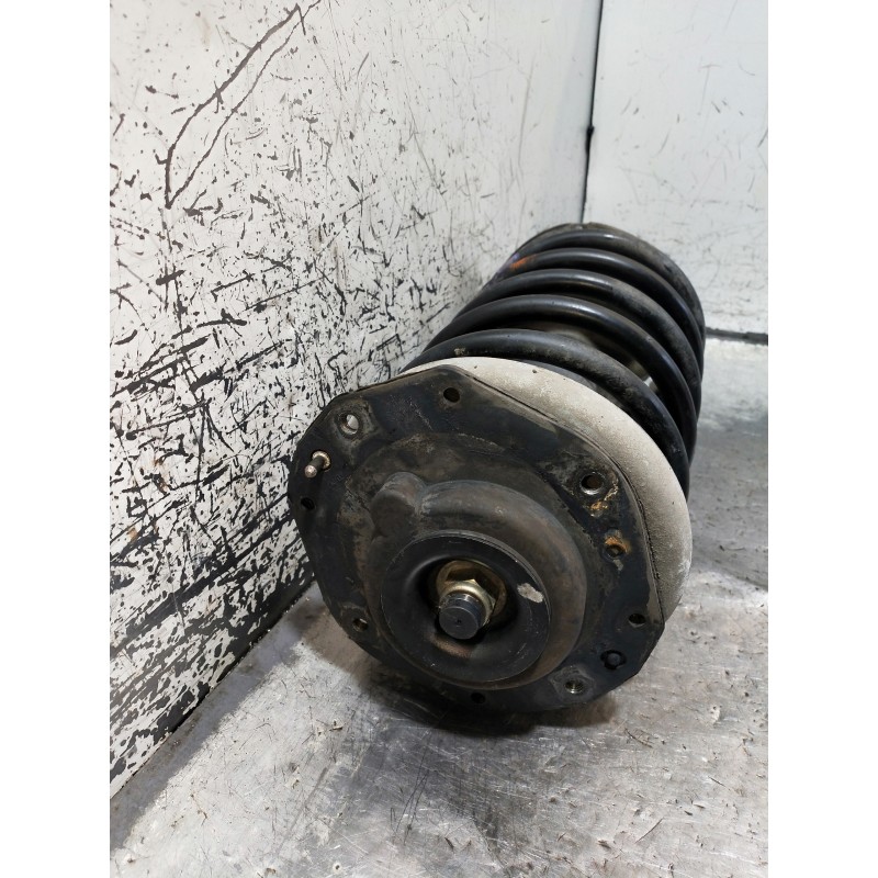 Recambio de amortiguador delantero derecho para citroen xsara berlina 1.6 lx referencia OEM IAM   