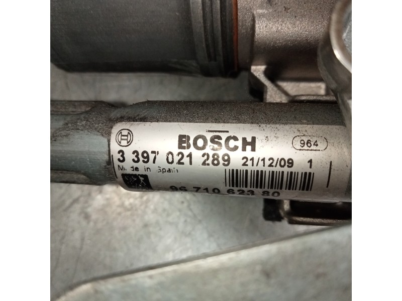 Recambio de motor limpia delantero para peugeot 5008 confort referencia OEM IAM 3397021289 9671062380 DERECHO