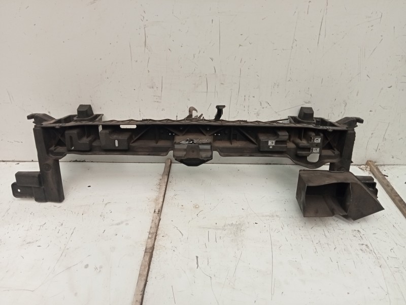 Recambio de panel frontal para peugeot 5008 confort referencia OEM IAM 9672379580  SUPERIOR