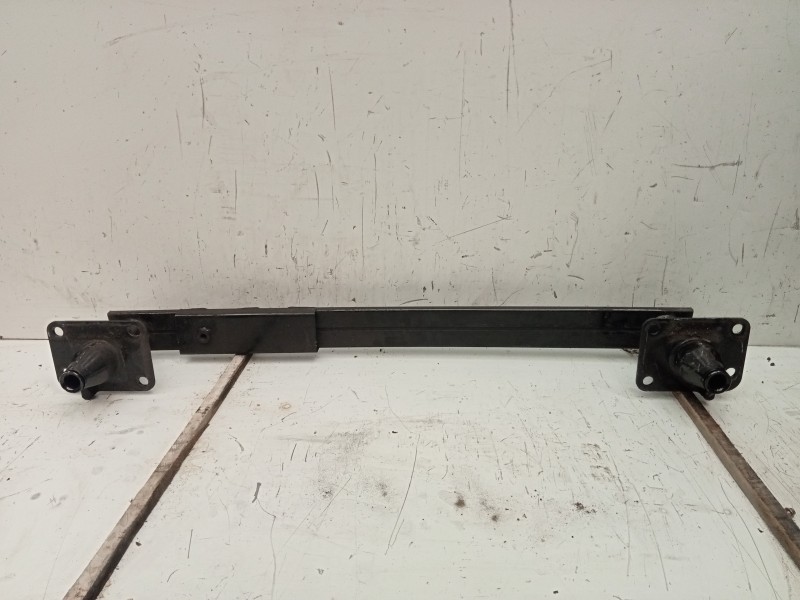 Recambio de refuerzo paragolpes delantero para peugeot 5008 confort referencia OEM IAM   