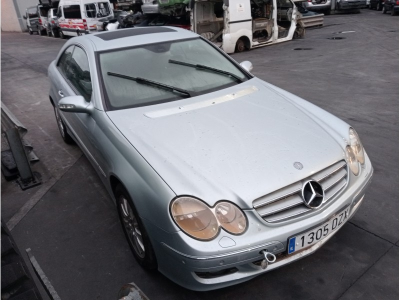 mercedes clase clk (w209) coupe del año 2002