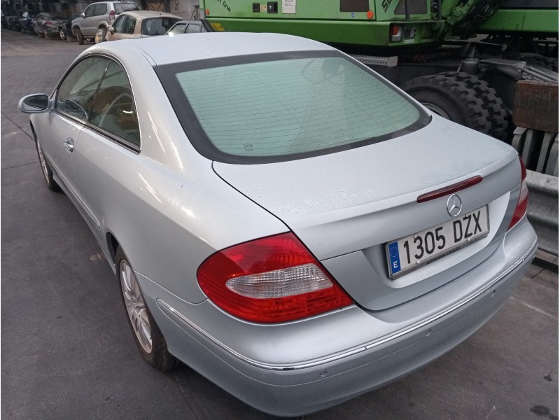 mercedes clase clk (w209) coupe del año 2002