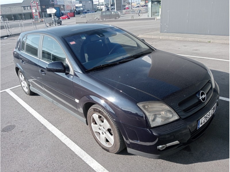 opel signum del año 2004
