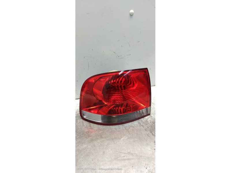 Recambio de piloto trasero izquierdo para volkswagen touareg (7la) tdi r5 referencia OEM IAM 7L6945095K  