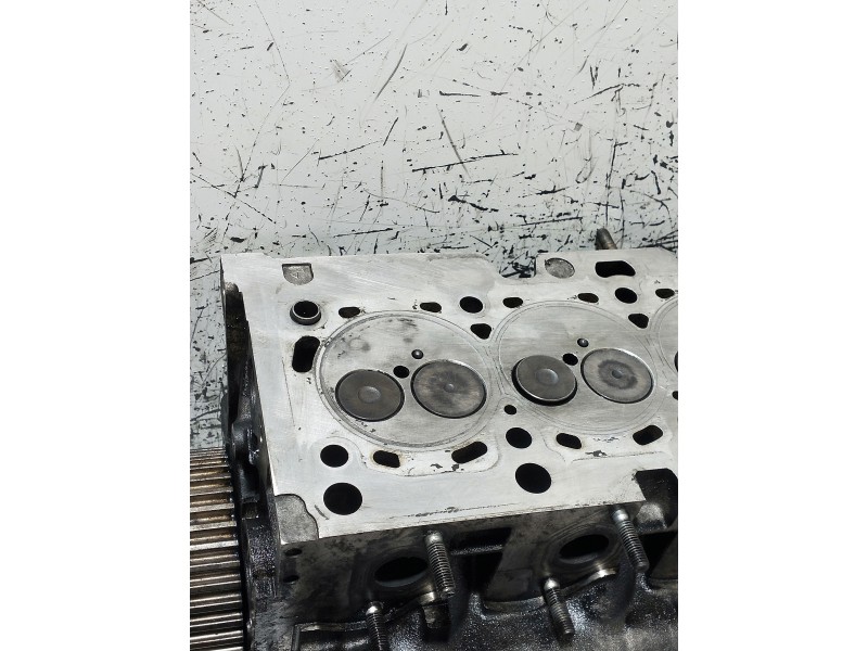 Recambio de culata para renault clio iii confort expression referencia OEM IAM K9KM768  
