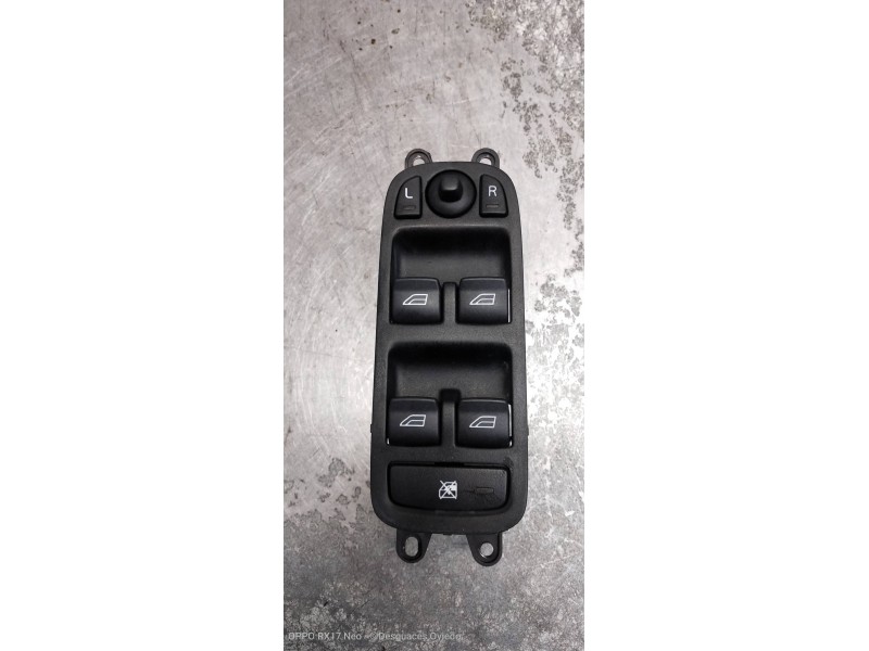 Recambio de mando elevalunas delantero izquierdo para volvo v50 familiar 2.0 d kinetic referencia OEM IAM 30710787  