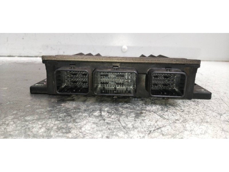 Recambio de centralita motor uce para renault megane ii berlina 3p 1.5 dci diesel referencia OEM IAM R0410B024C 8200414354 82003