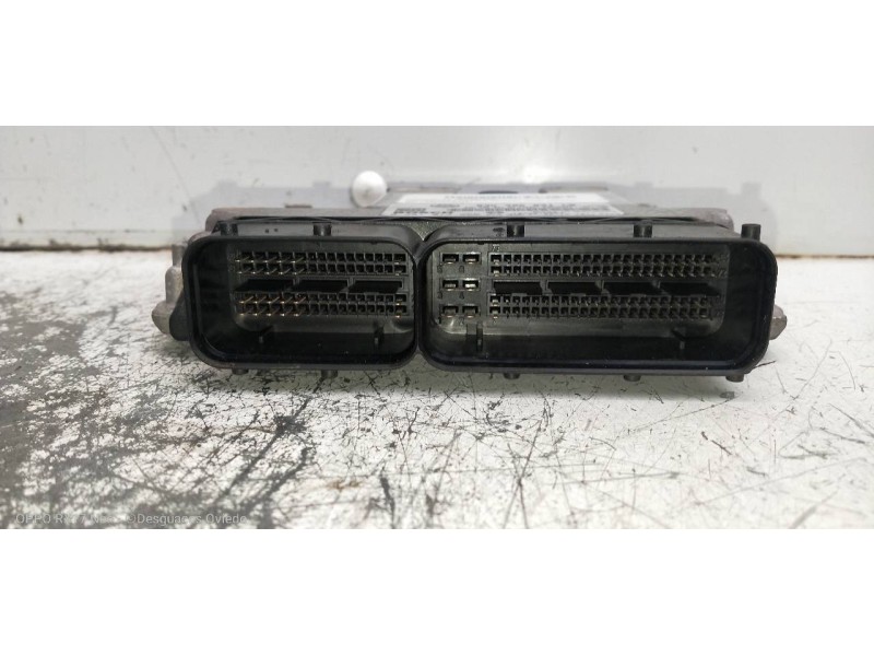 Recambio de centralita motor uce para volkswagen passat variant (3c5) advance referencia OEM IAM 0281013260 03G906021LR 