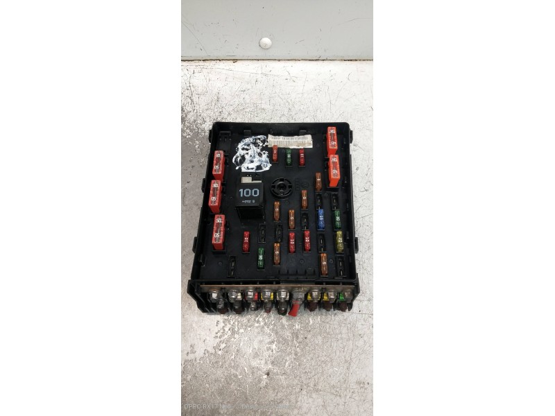Recambio de caja reles / fusibles para volkswagen passat variant (3c5) advance referencia OEM IAM 3C0937125  