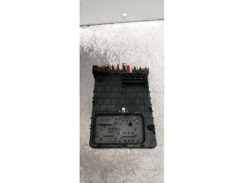 Recambio de caja reles / fusibles para volkswagen passat variant (3c5) advance referencia OEM IAM 3C0937125  