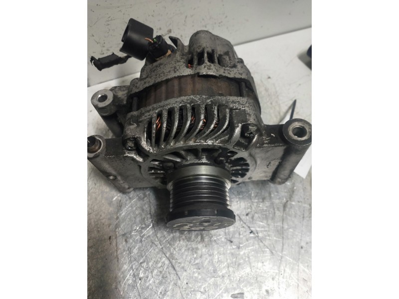 Recambio de alternador para peugeot 207 sw sport referencia OEM IAM A005TG0881ZEB  