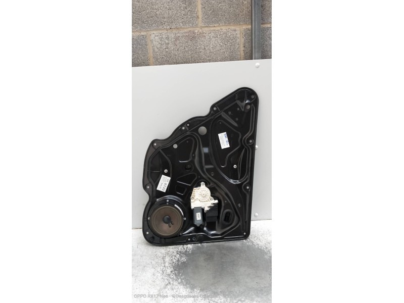 Recambio de elevalunas trasero izquierdo para volkswagen passat variant (3c5) advance referencia OEM IAM 3C4839755H  