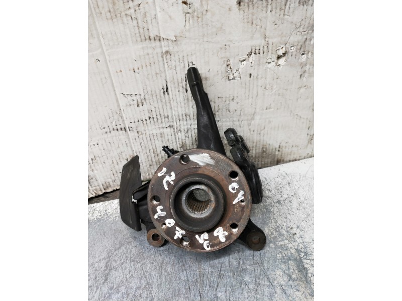 Recambio de mangueta delantera izquierda para peugeot 407 st confort pack referencia OEM IAM   