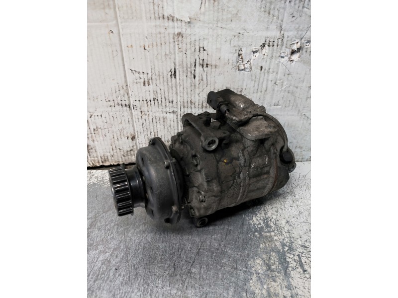 Recambio de compresor aire acondicionado para volkswagen touareg (7la) tdi r5 referencia OEM IAM 4472600140 7H0820805E 