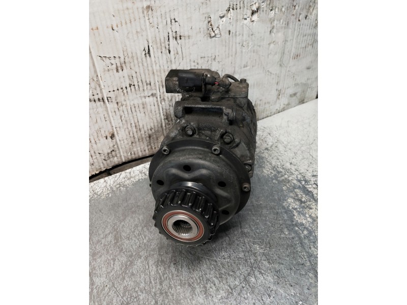 Recambio de compresor aire acondicionado para volkswagen touareg (7la) tdi r5 referencia OEM IAM 4472600140 7H0820805E 