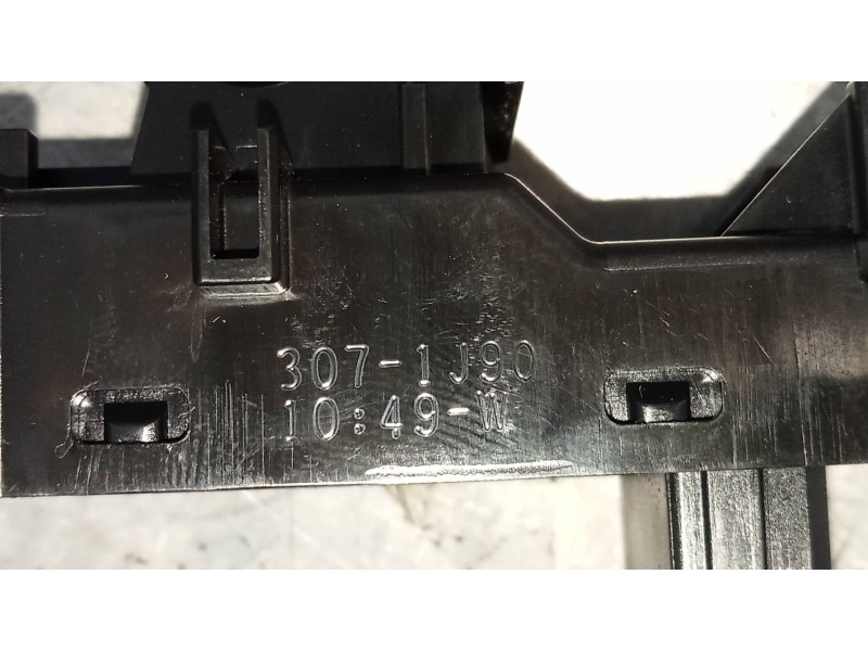 Recambio de mando elevalunas trasero derecho para lexus nx 300h 4wd referencia OEM IAM 193124 3071J90 