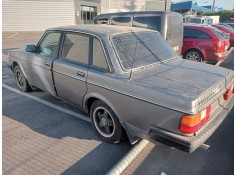 volvo serie 240 berlina del año 1986 2