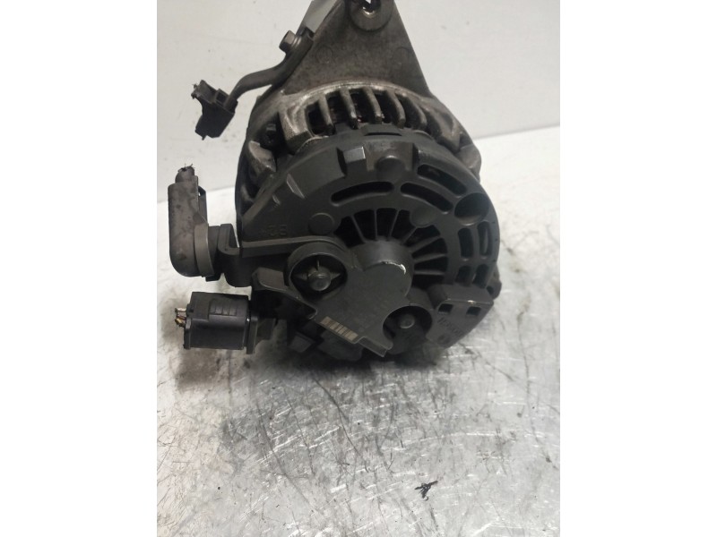 Recambio de alternador para toyota avensis berlina (t 22) 1.6 luna (5-ptas.) referencia OEM IAM   